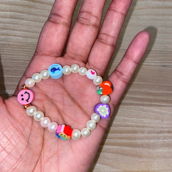 Handmade 90’s Y2K Inspired Children’s Trendy Bracelet - Picture 2 of 6